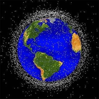 satelity Starlink a światło słoneczne